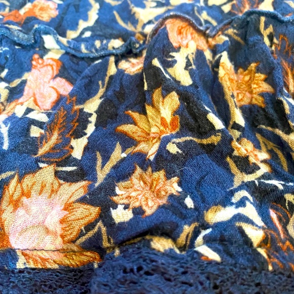 Size small tank top from American Eagle Outfitters - Picture 2 of 6